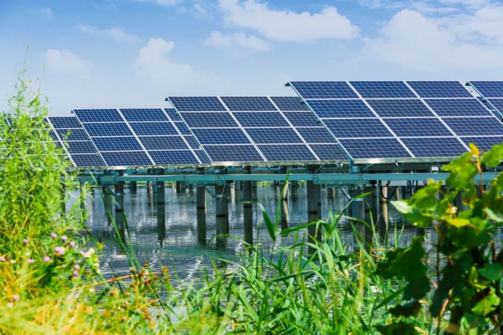 福建：加快推进高效太阳电池与装备国家工程研究中心建设，着力构建<em>新能源装备制造</em>全产业链体系