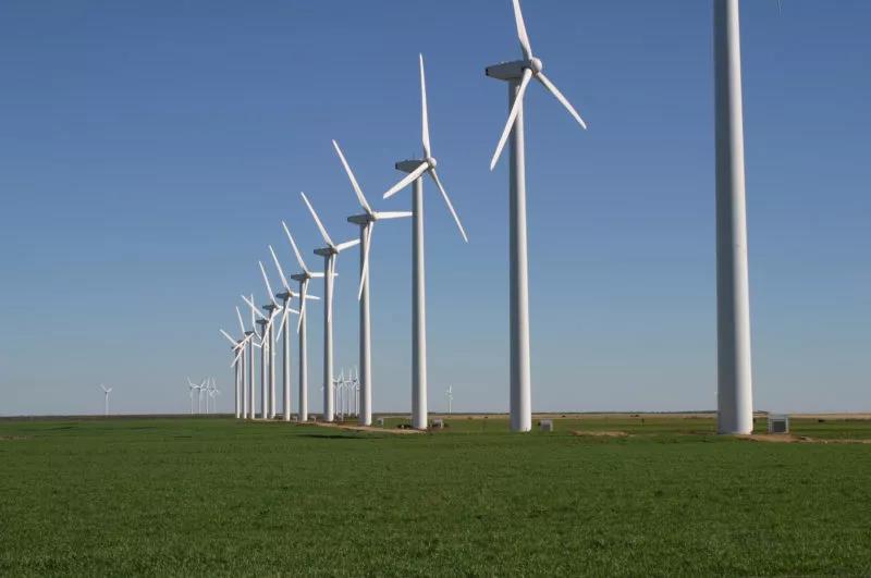 开建世界最大海上<em>漂浮式风电场</em> 中国可再生能源增长势头加快
