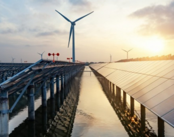工信部等<em>六部门</em>：支持与风电、光伏等可再生能源融合开发、就近消纳，逐步提升算力设施绿电使用率