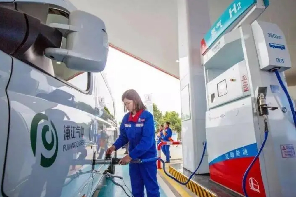 1615辆！上海市发布新一年度<em>燃料电池车</em>推广指标