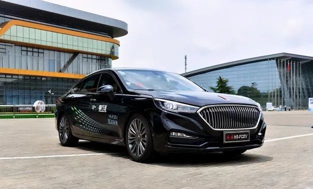 <em>中国一汽</em>申请氢燃料电池车专利，实现同级别燃料电池车最大的续航里程