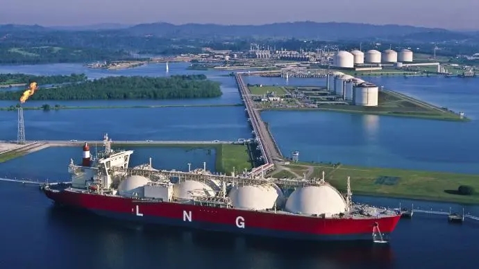 北美LNG出口：“美退加进”成新基调？