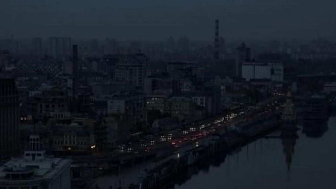晚上7点到10点，乌克兰全域停电！