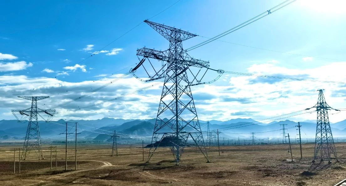 西藏首条“电力天路”扩建工程开工