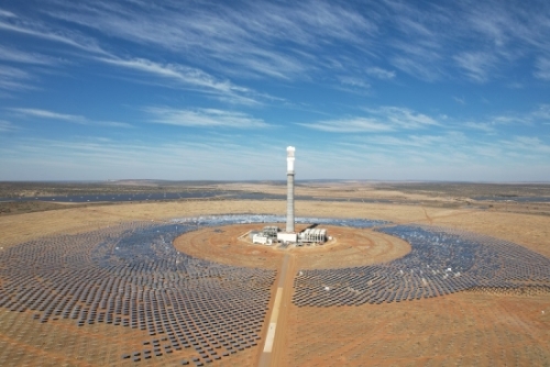南非最大塔式光热电站项目喜迎新节点
