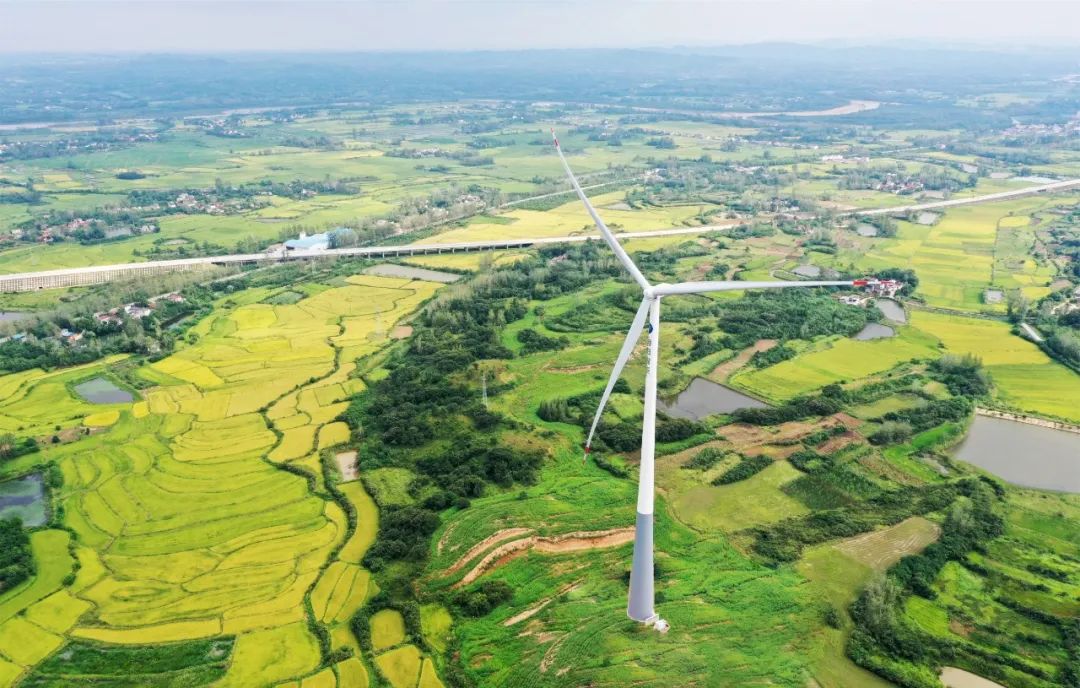 风电每日报 | 1-10月风电新增装机45.8GW；华能1.16GW风电项目招标；东方电缆获40亿元海上风电大单