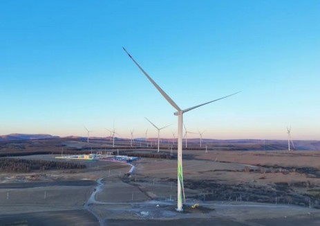 中国能建设计建设的赤峰克旗兴龙20万千瓦风电项目全容量并网