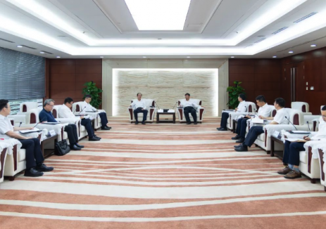 丁焰章与中国三峡<em>集团</em>董事长、党组书记刘伟平会谈