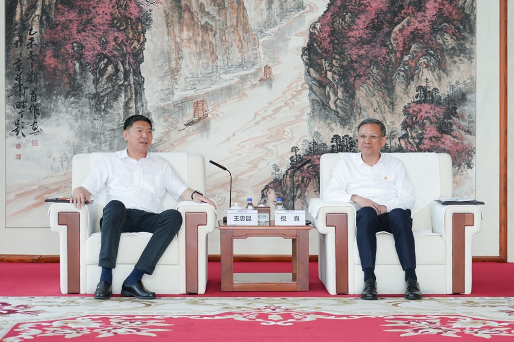 中国能建总经理倪真与鞍山市委书记王忠昆会谈