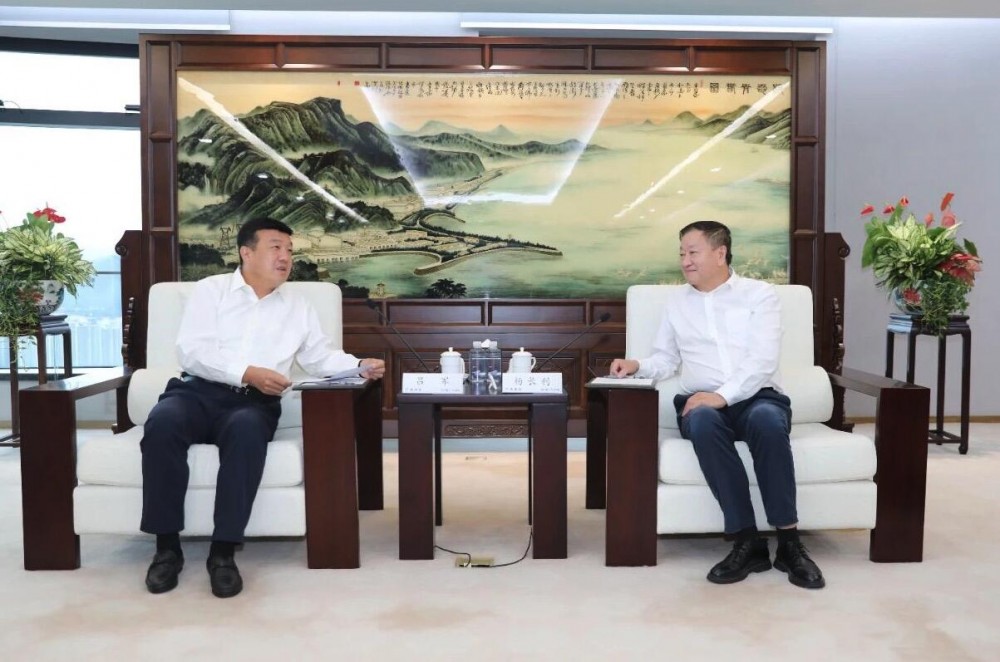 杨长利会见中国大唐党组书记、董事长吕军