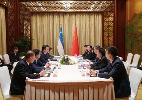 张文峰拜会乌兹别克斯坦副总理霍贾耶夫