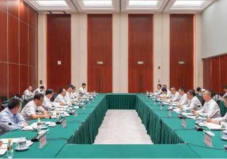 国家能源集团与哈电集团举行会谈