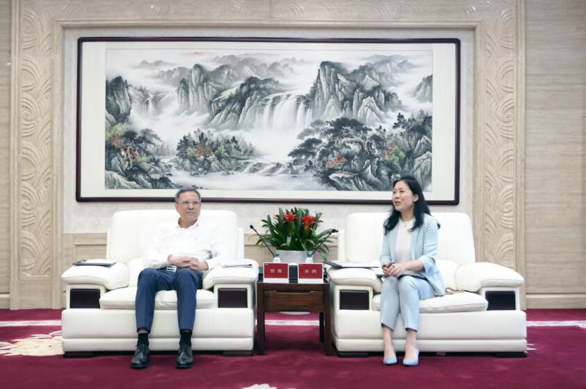 中国能建倪真与京东集团CEO许冉会谈