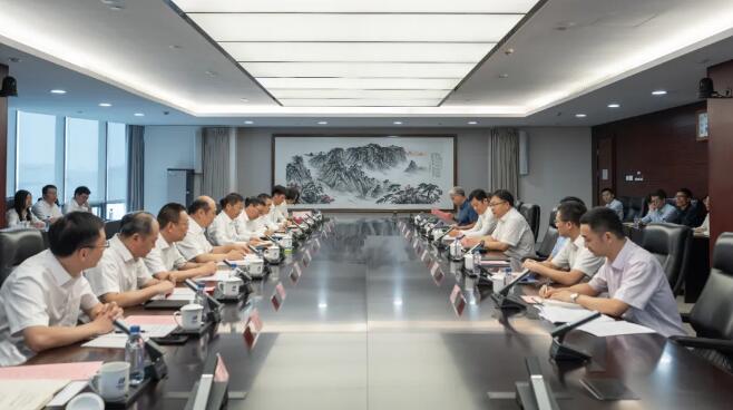 罗必雄拜访中国华电集团党组成员、副总经理吴敬凯