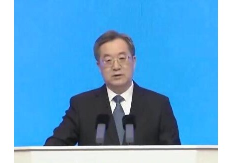 江毅出席中哈企业家委员会第八次会议
