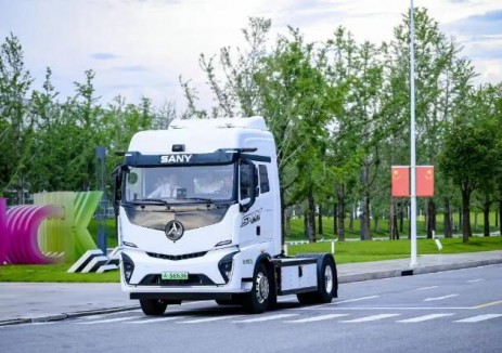 徐工、三一領(lǐng)跑，大電量車型突圍 | 2025上半年新能源<em>重卡</em>市場深度盤點(diǎn)