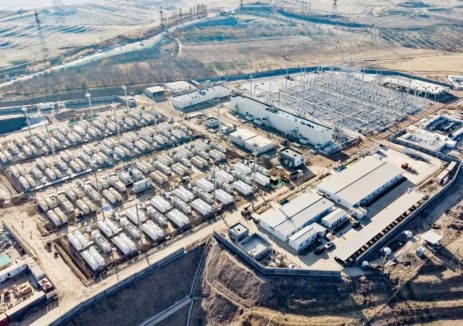中亚地区最大电化学储能项目首次并网发电成功