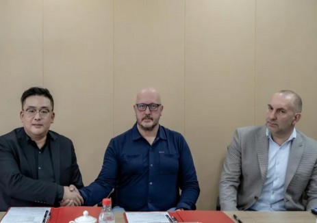 合作再深化!赢科数能与波兰新能源伙伴SG携手拓展欧洲新版图