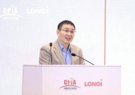 钟宝申:愿与同行企业上下游产业链加强合作,积极推动行业高质量发展