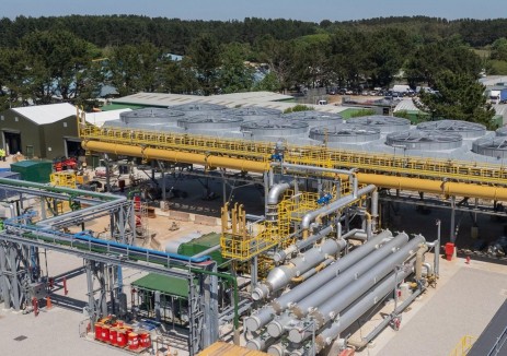 英国首座深层地热发电厂投入运营