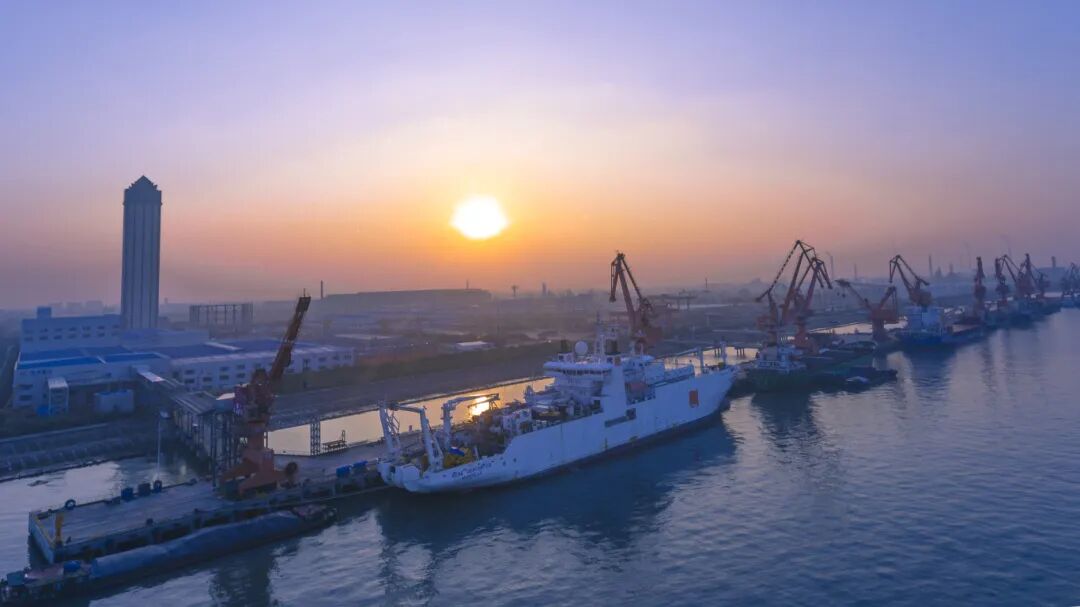 海洋码头落日.jpg