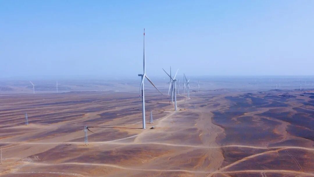 1中國能建EPC總承包的新疆哈密十三間房風電項目.jpg