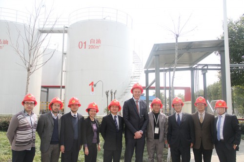 2015年3月，壳牌在传化的陪同下参观传化储罐和生产线_副本