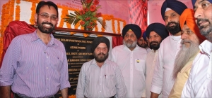 L-R_Preet_Sandhu,_H_S_Wadhwa,_Sukhbir_Singh_Badal_and_Bikram_Singh_Majithia_300_140_assetsimagesstaticthumbnail-f<em></em>rame-span4x2.png_s_c1