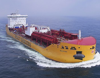 全球最先进<em>化学品</em>船在沪建成 建造难度比肩LNG船