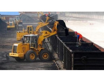 2016年前6月陕西<em>铁路煤炭运量</em>同比降2.5%