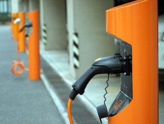 “十三五”规划：2020年我国充电设施可满足超500万辆电动汽车的<em>充电需求</em>