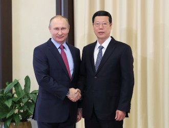 <em>张高丽</em>会见普京并出席中俄双边合作机制会议