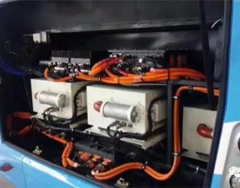 雄韬集团&<em>五洲龙</em>-氢燃料电池通勤车正式发布！续航达430KM