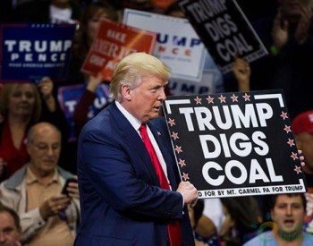 特朗普宣布能源新政：<em>重振</em>核电，把煤炭卖给全球有需求的国家