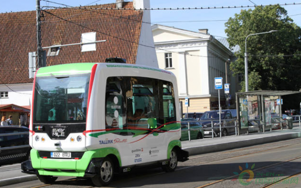 В Эстонии беспилотные автобусы выходят на дороги, и люди могут опробовать их бесплатно