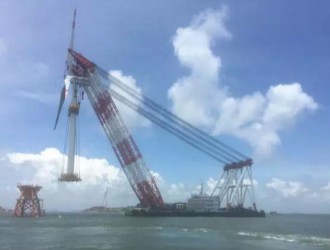 中交三航局在广东珠海<em>桂山海上风电场</em>示范项目成功完成两种型式风机整体安装