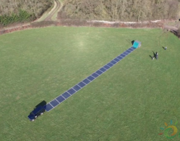 卡迪夫委员会在小岛上测试能像地毯一样展开的太阳能<em>电池板</em>