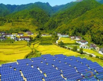 2017年湖南前8月<em>太阳能电池出口量</em>同比翻番