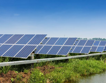 持续利好！2018年中国新增<em>屋顶太阳能装机容量</em>预计达24GW