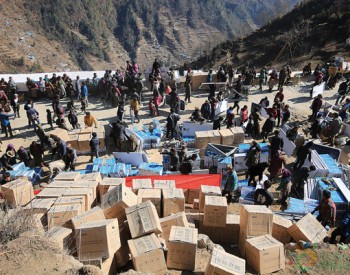 西藏自治区<em>文化</em>厅举行太阳能光伏电设备发放仪式