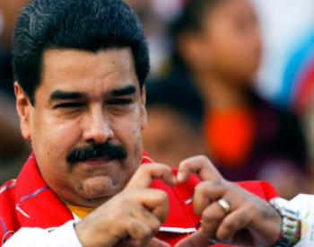 面对美国制裁 世界第一大石油国委内瑞拉呼吁同盟<em>联手对抗</em>“美元霸权”