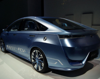 到2040年日本普及燃料电池车 <em>丰田</em>欲将电池成本砍一半