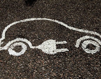 3·15 | 新能源<em>汽车质量</em>调查：充电故障、电池衰减成投诉焦点