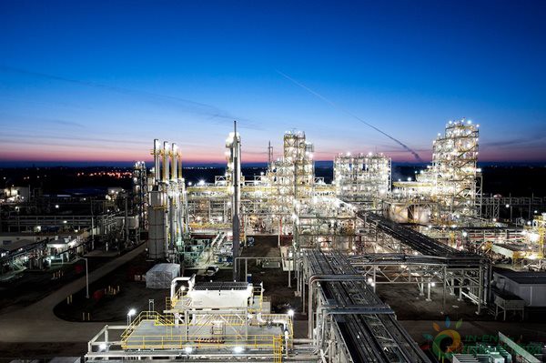 REC_production_plant_Moses_Lake_02