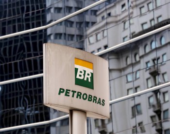 巴西国家石油公司启动1700千米<em>海底光缆</em>系统招标