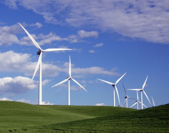设备利用小时数和发电量增加 <em>弃风电量</em>和弃风率持续“双降”！1-4月新疆风电运行情况保持良好！