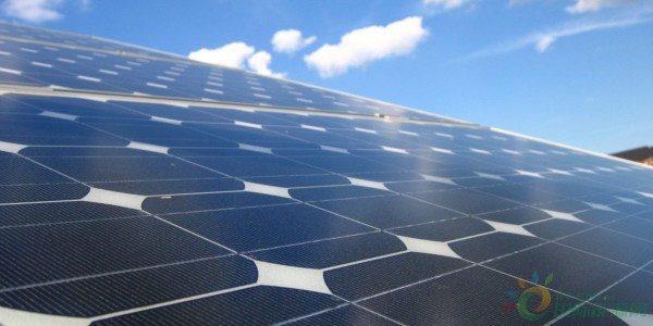 IBC_solar_solarmodul_himmel_blau_solarzelle_schoen_photovoltaik-1200<em></em>x600