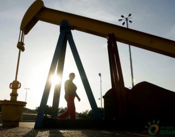 因油轮遭也门武装袭击 沙特暂停<em>红海石油运输</em> 原油价格亚盘上涨