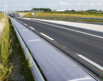 世界首次 <em>汉能薄膜</em>柔性光伏组件登上荷兰公路防撞栏