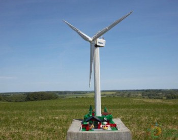 <em>乐高</em>推出生物基环保材料打造的风力发电机套组